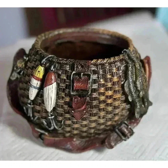 Unmarked Other - New Fishing Creel Vase Planter Ceramic Pottery- Very Detailed